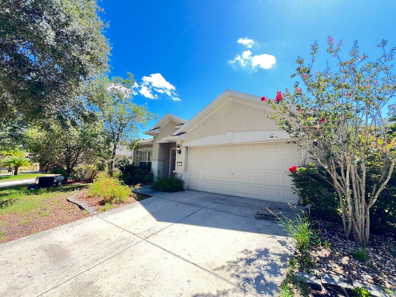 4067 Southwest 46th Terrace - Photo 3 of 34