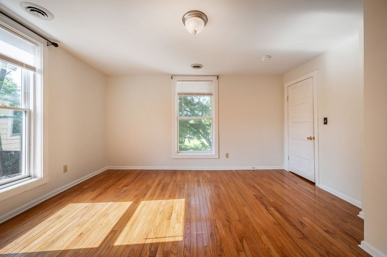 3030 Peppers Ferry Rd - Photo 2 of 32