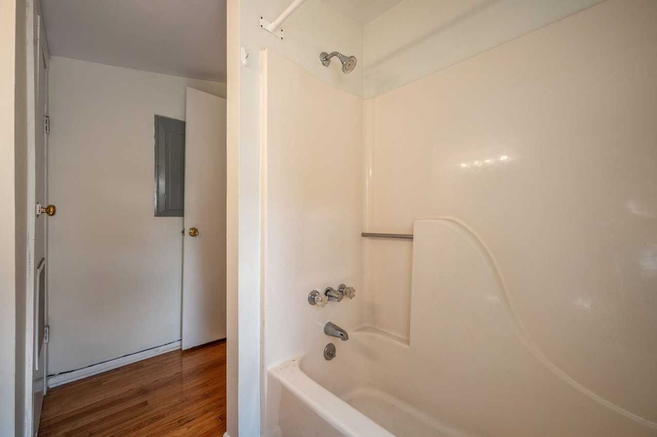 3030 Peppers Ferry Rd - Photo 5 of 32