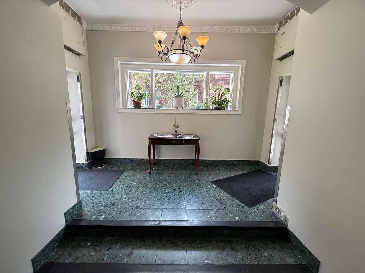 230 E 9th St #401 - Photo 4 of 22