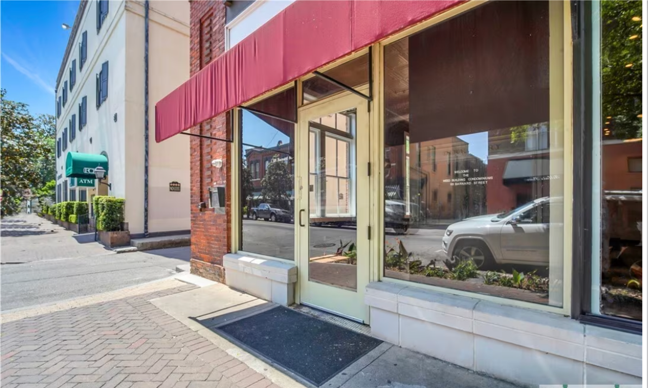 101 Barnard St #300 - Photo 4 of 28