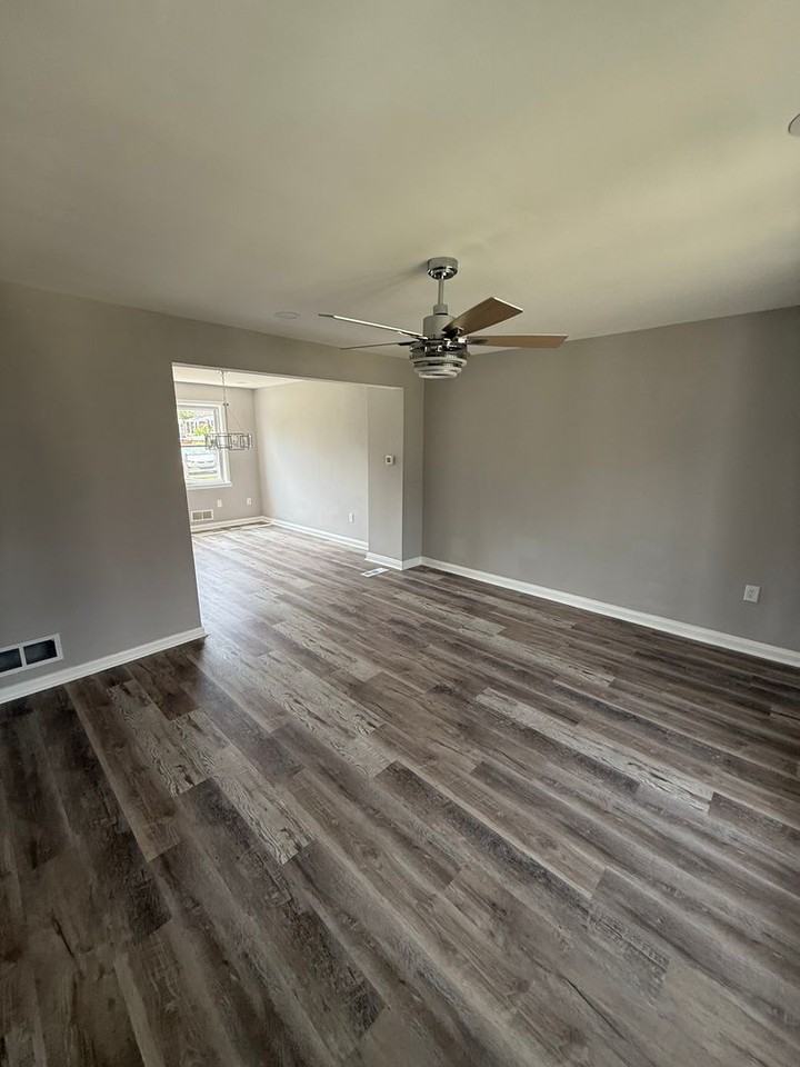 6152 Marlora Road - Photo 3 of 16