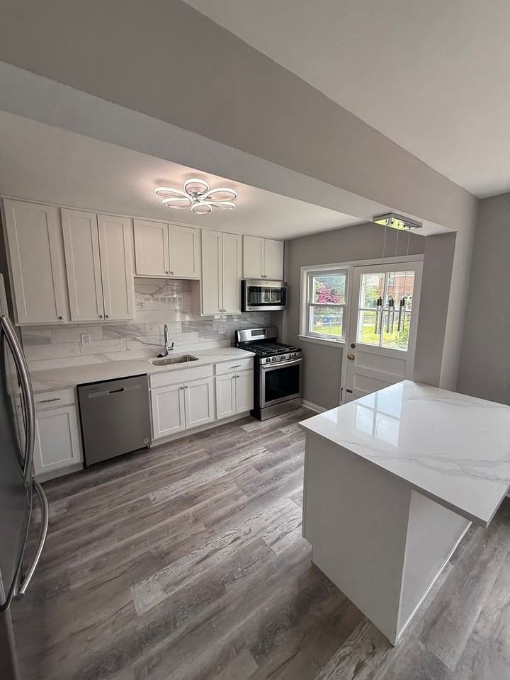 6152 Marlora Road - Photo 5 of 16