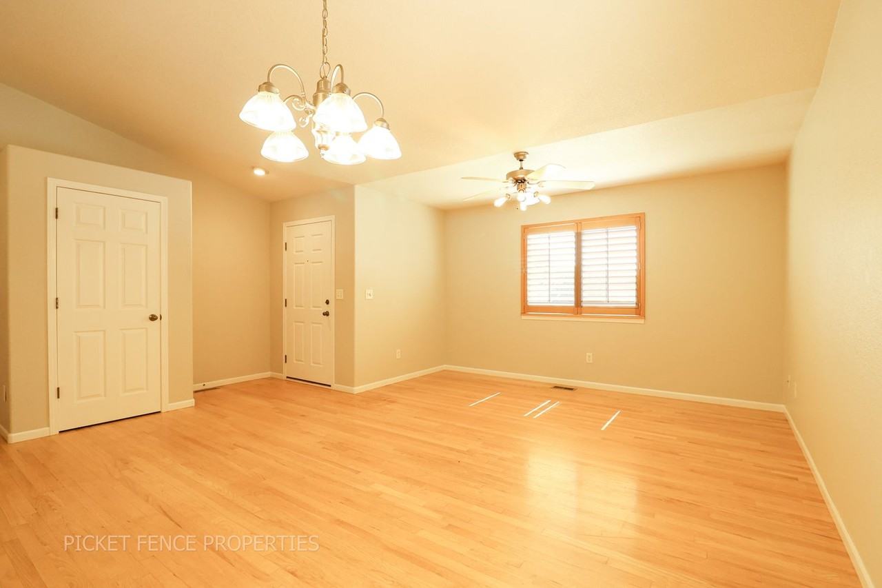 905 Durum St - Photo 2 of 17