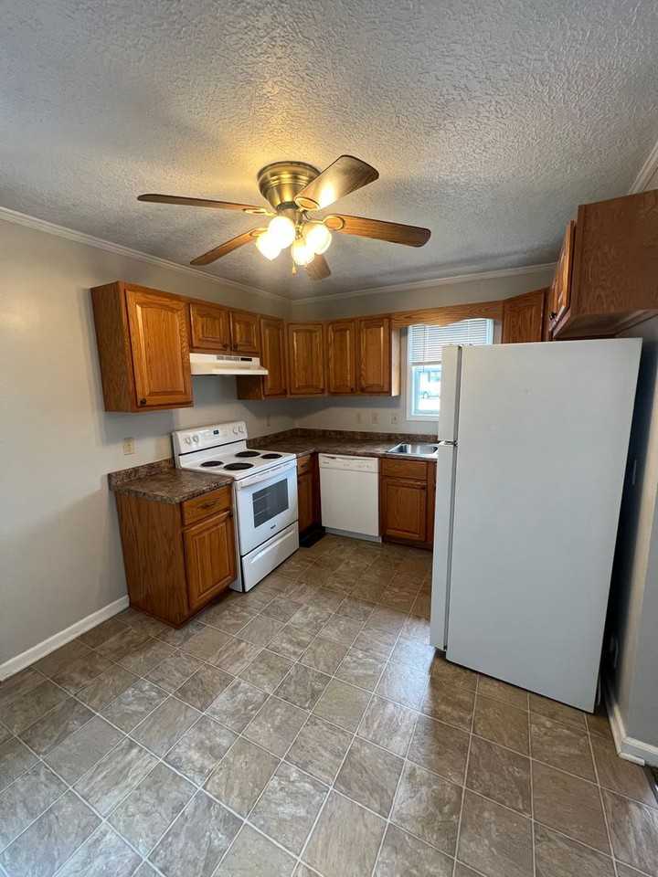 579 579 G1 Baker Rd - Photo 5 of 10