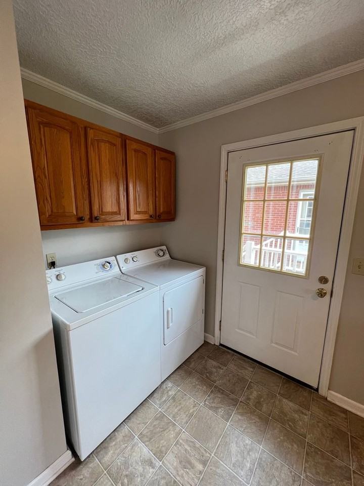 579 579 G1 Baker Rd - Photo 6 of 10
