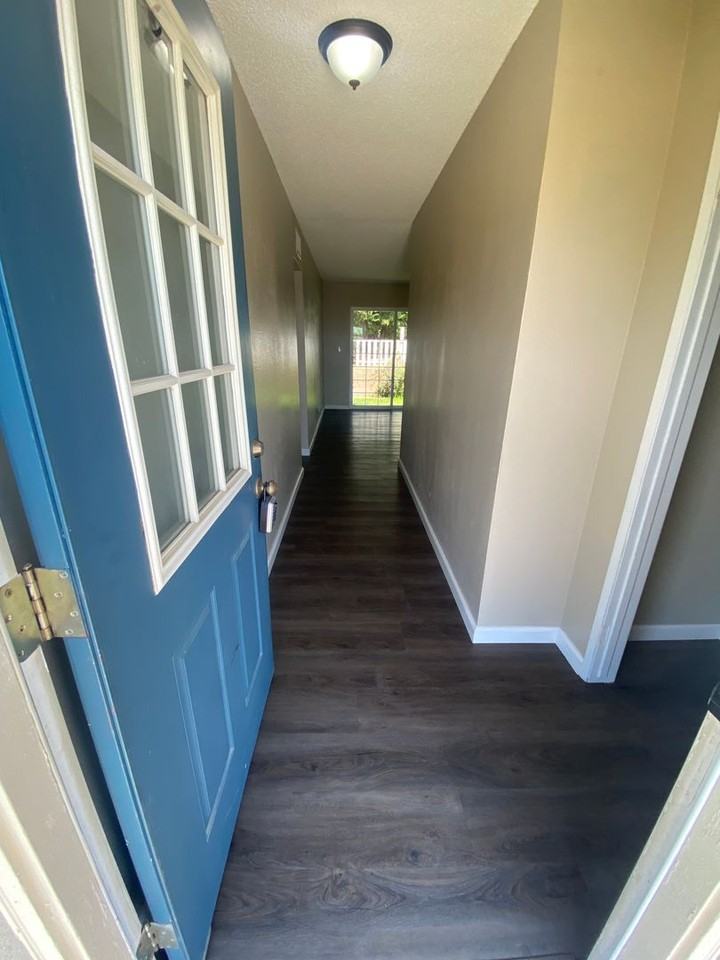 4558 Eileen Ln - Photo 3 of 38