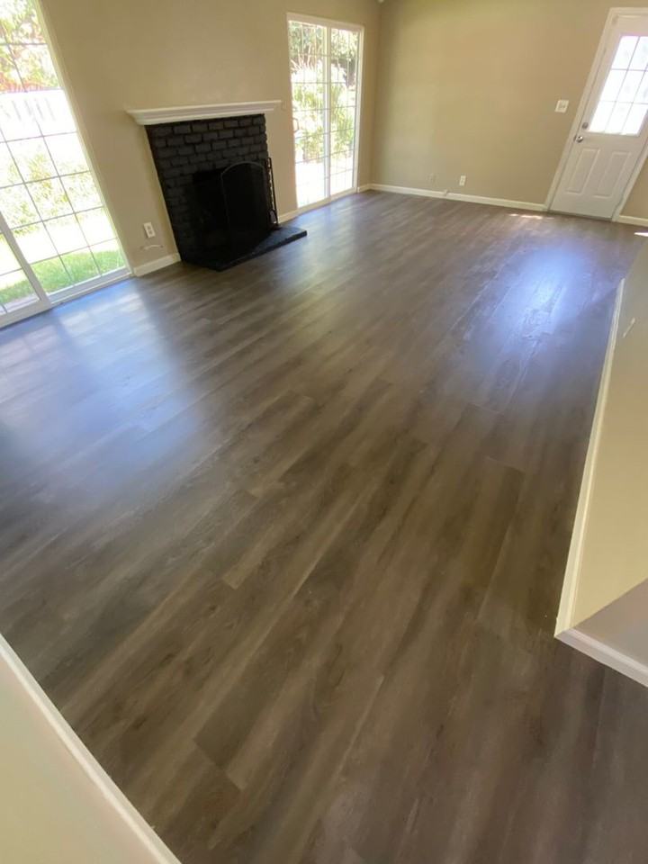 4558 Eileen Ln - Photo 4 of 38
