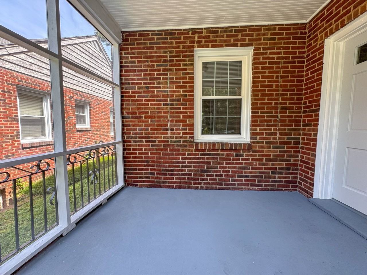 1653 Fairfax St - Photo 3 of 19