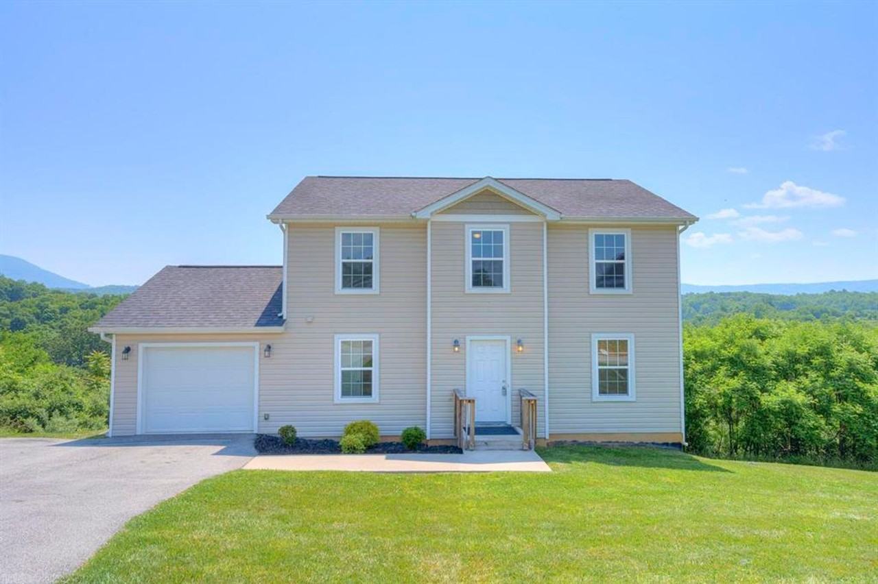 147 Prairie View Ln - Photo 2 of 21