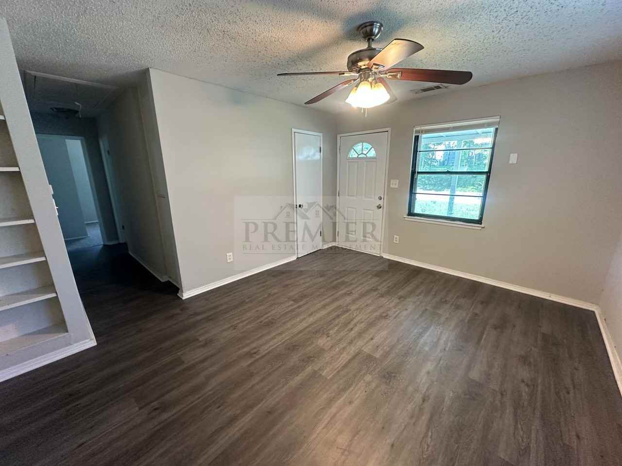 2709 Highland Dr - Photo 3 of 15