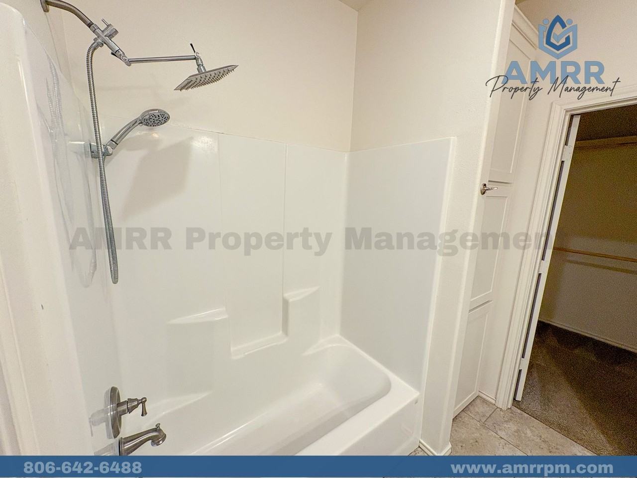 5517 Lehigh St - Photo 6 of 16