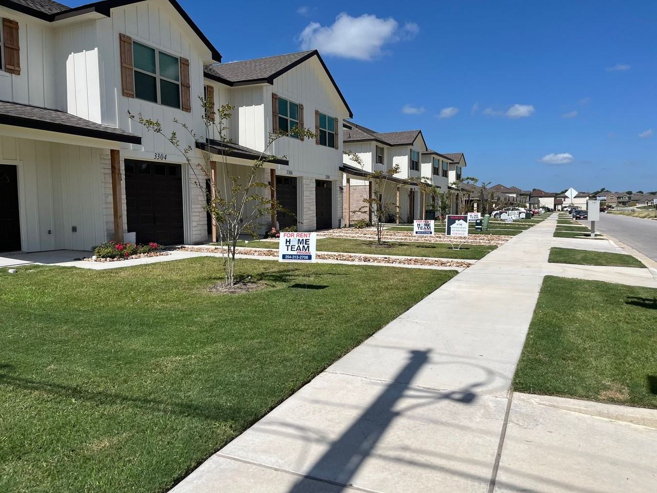 3306 Abraham Dr - Photo 2 of 23