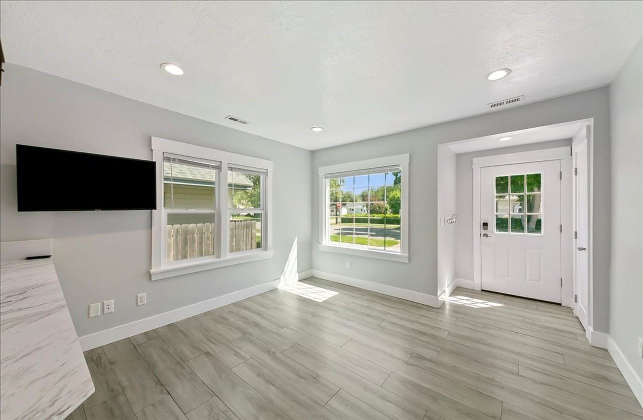 1605 S Colorado Ave - Photo 6 of 47
