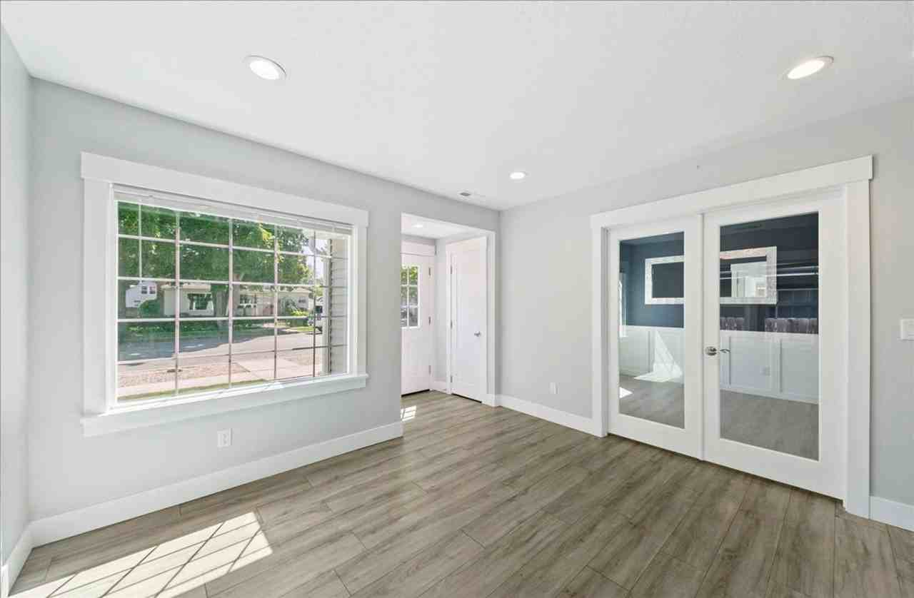 1605 S Colorado Ave - Photo 7 of 47