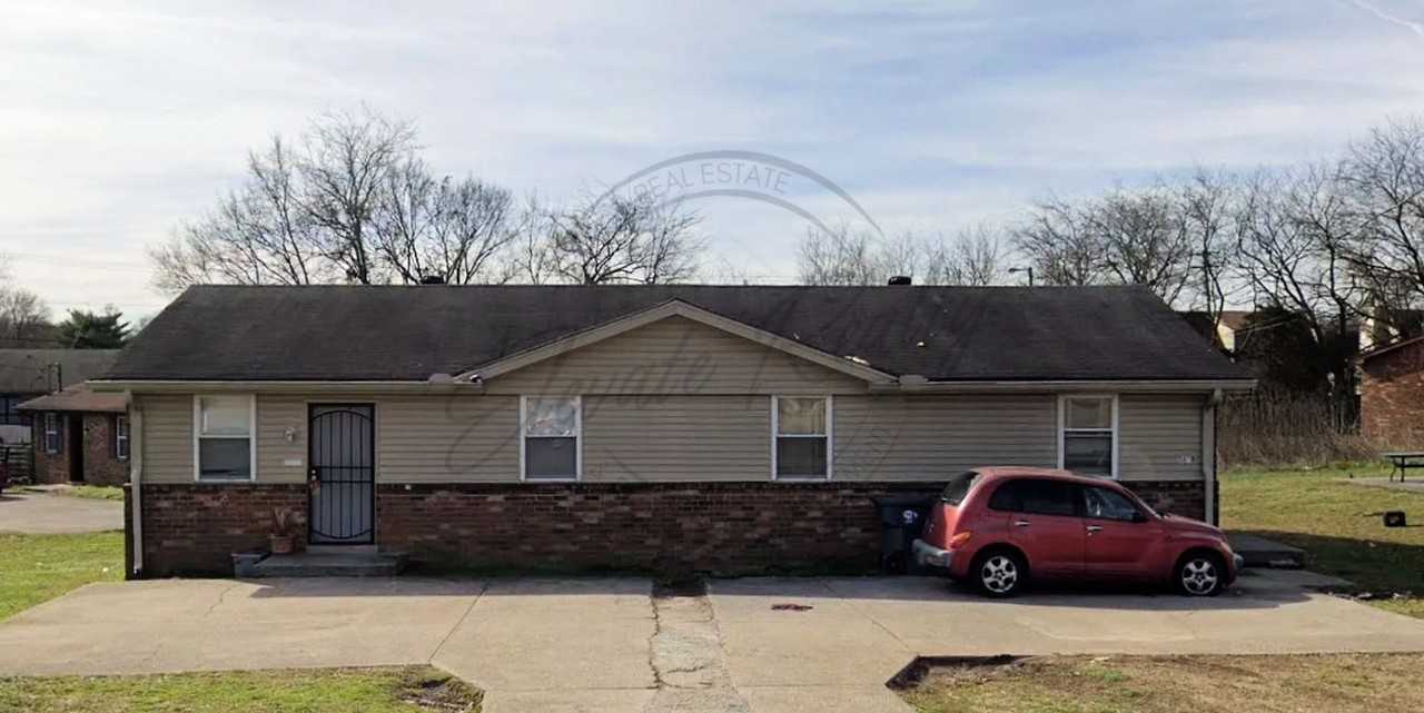 3620 Village Trl - Photo 3 of 8