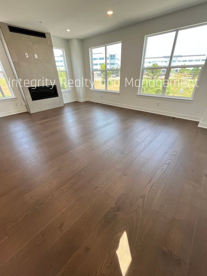 10976 E Geddes Pl - Photo 6 of 39