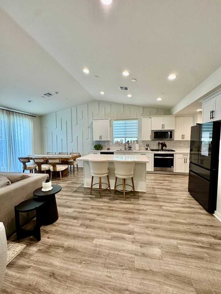 32391 Prairie Crossing Dr - Photo 2 of 35