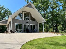 192 Caledonia Rd - Photo 1 of 1