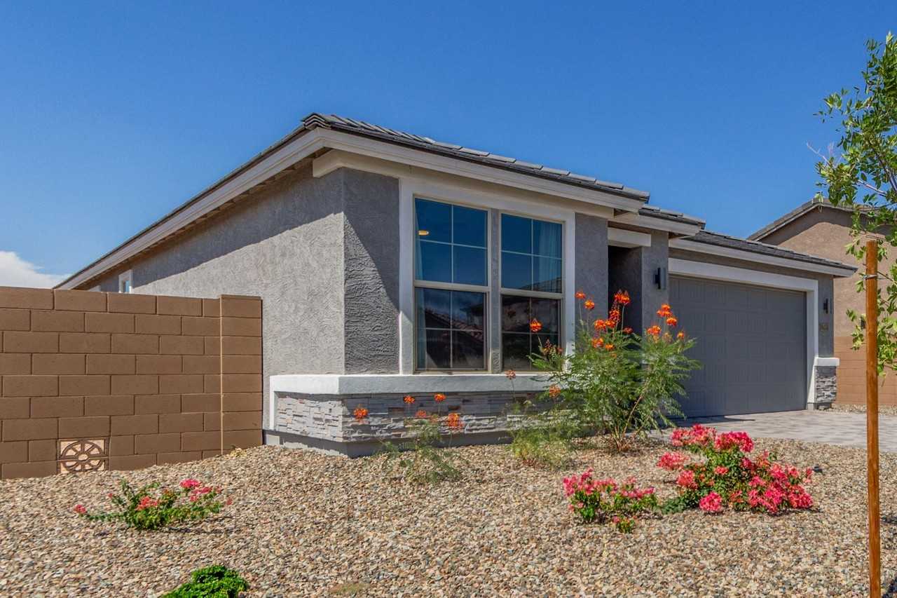 18434 E Camila Dr - Photo 4 of 33
