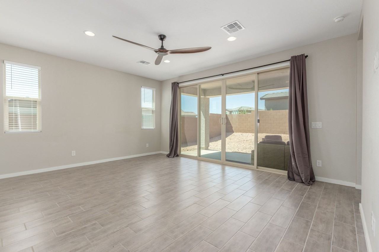 18434 E Camila Dr - Photo 5 of 33