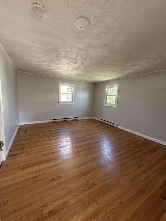 397 Snell St - Photo 6 of 10