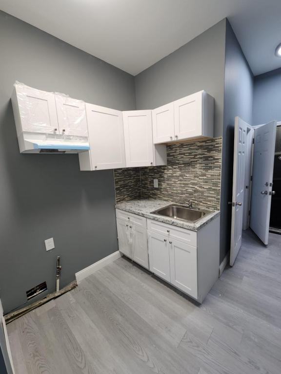 260 Grand St Rear - Photo 3 of 8