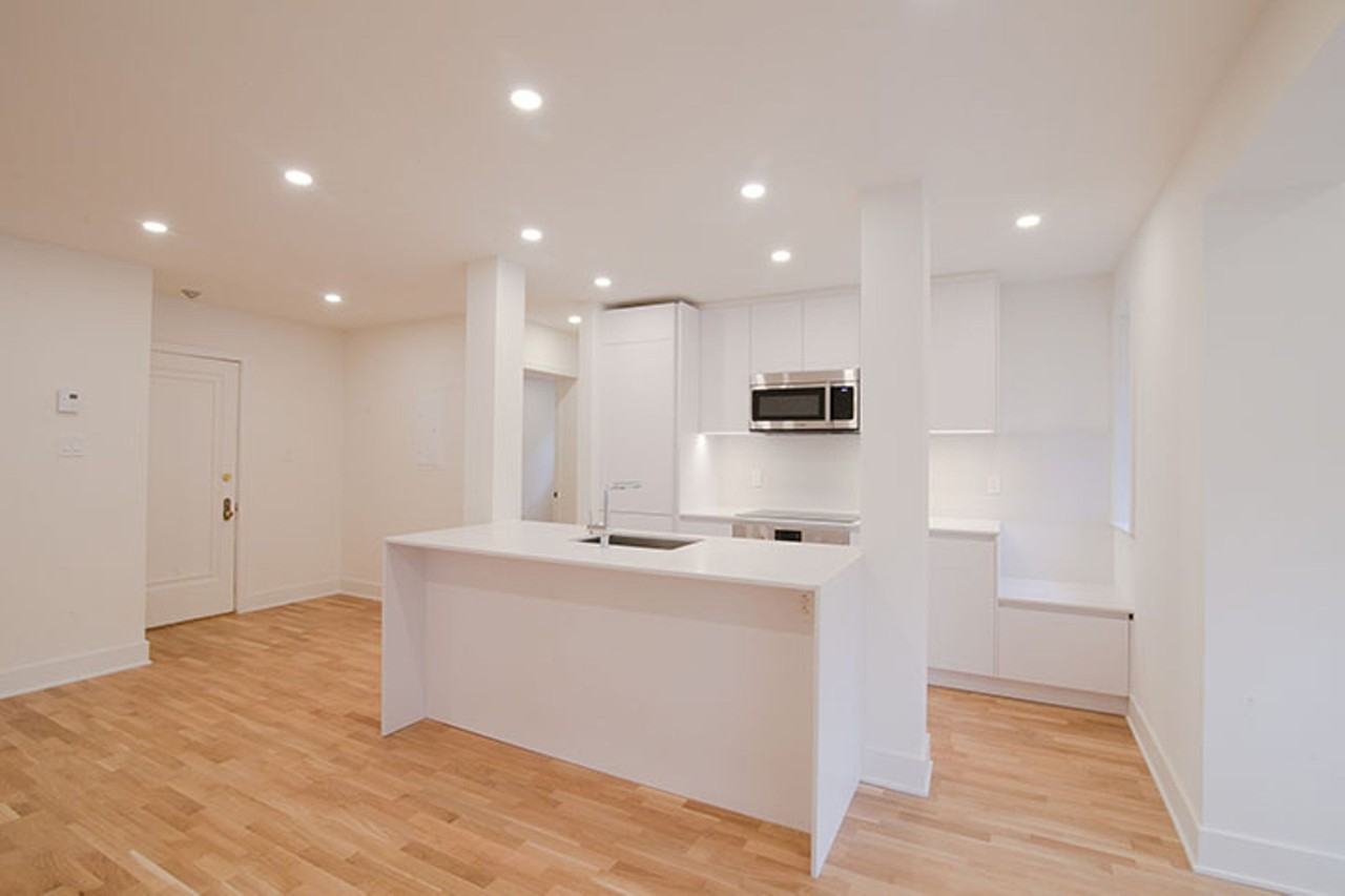 3185 Van Horne - Photo 3 of 19