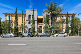 4080 Front St Unit 207  