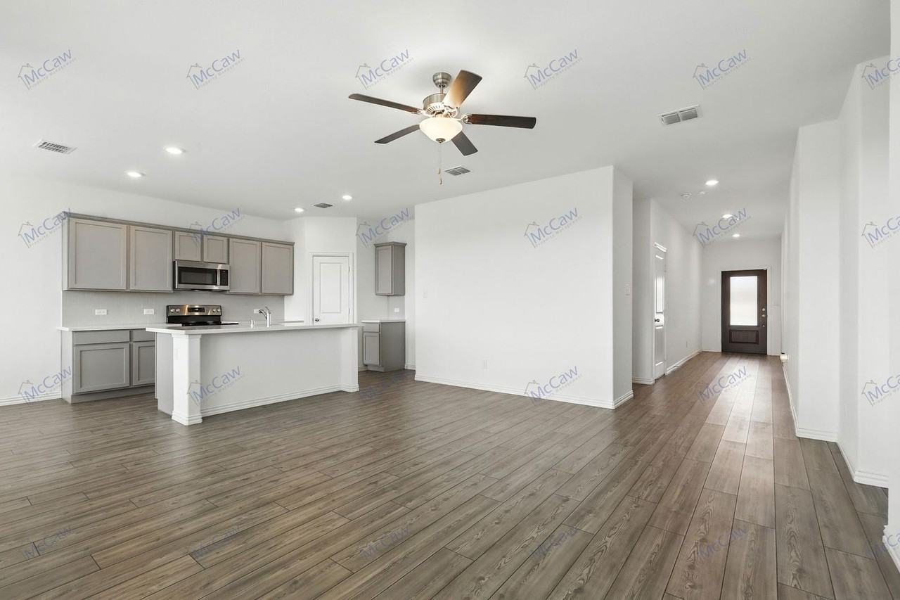 6924 Waterloo Ln - Photo 4 of 22
