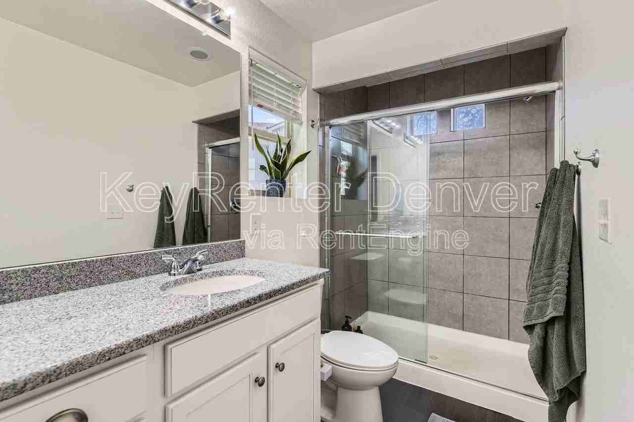 20019 E 48th Pl - Photo 7 of 12