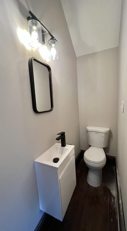 2313 Whitaker St #A - Photo 2 of 15