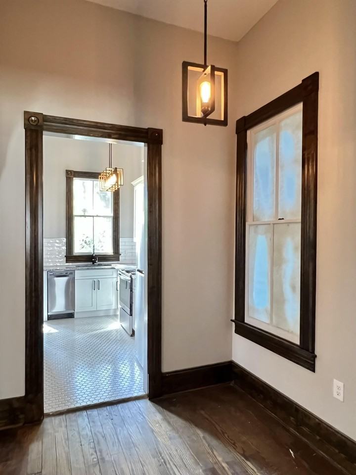 2313 Whitaker St #A - Photo 2 of 15