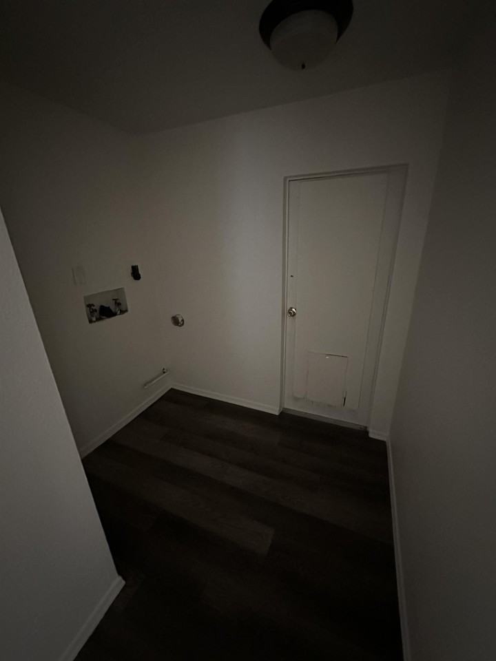 4486 E Crystal Dr - Photo 3 of 14