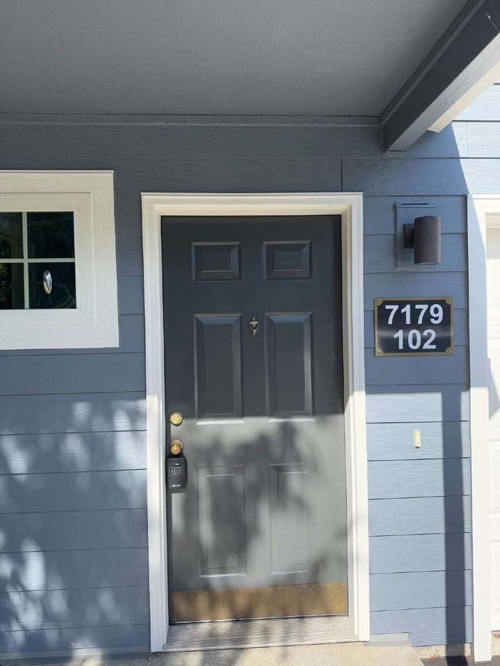 7179 Sw Sagert St Unit 102 - Photo 2 of 13