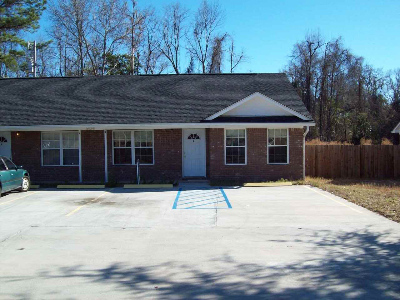 984 Live Oak Dr Unit A - Photo 3 of 21