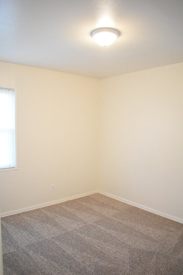 3718 31st St - Photo 4 of 10