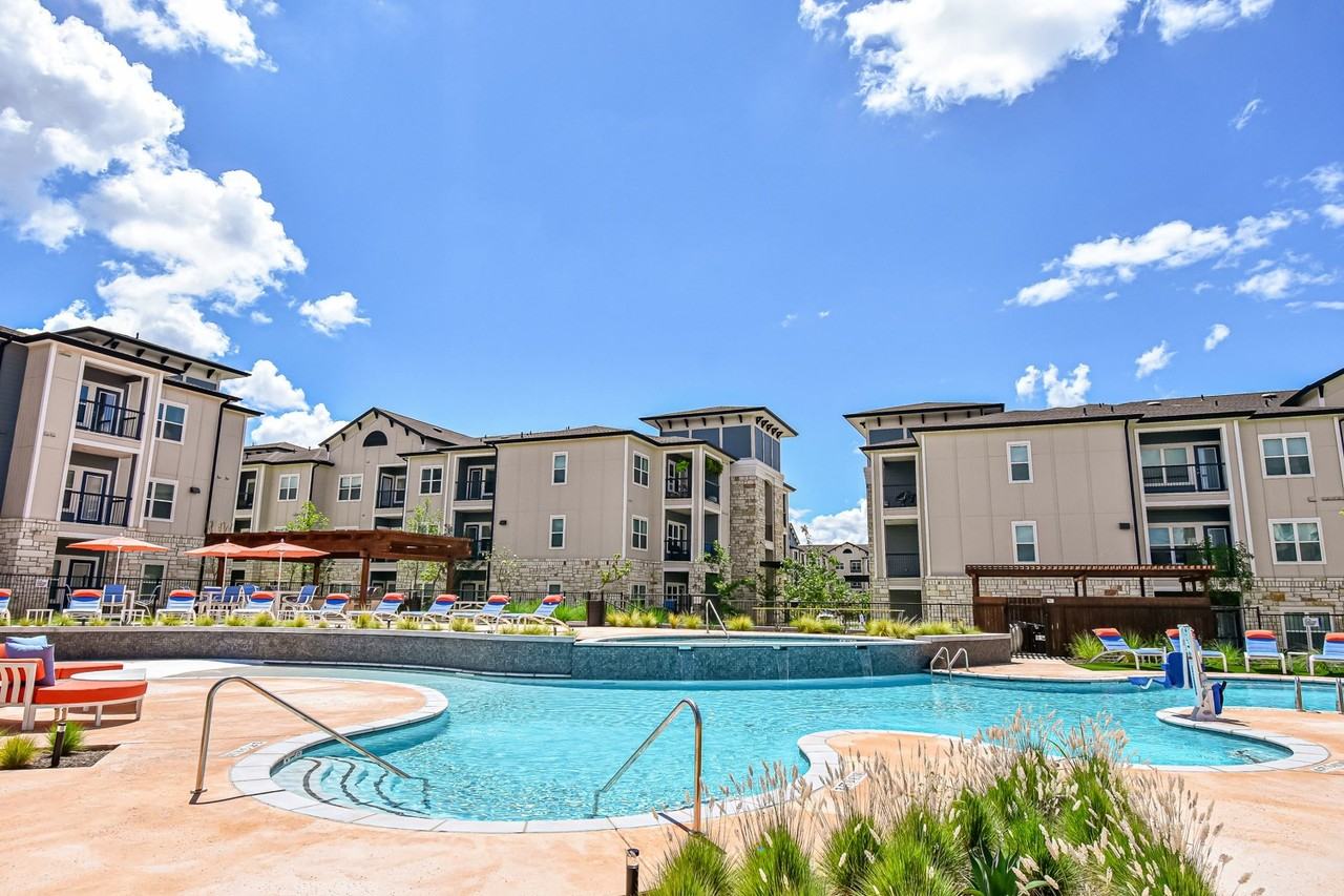 Aspire at Live Oak - Photo 7 of 50