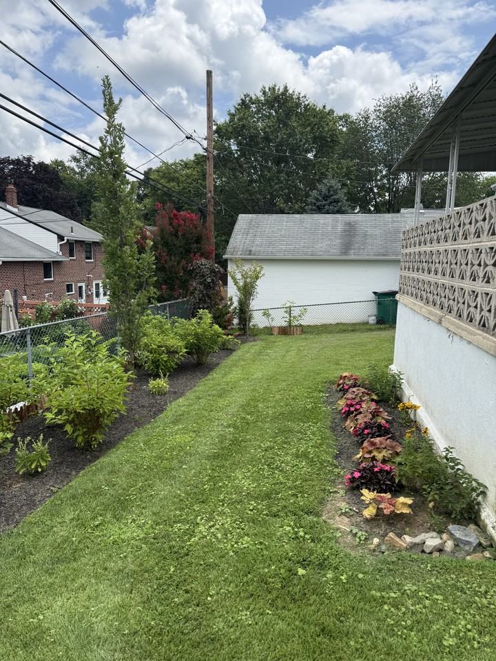421 Lawrence Rd #NA - Photo 3 of 24