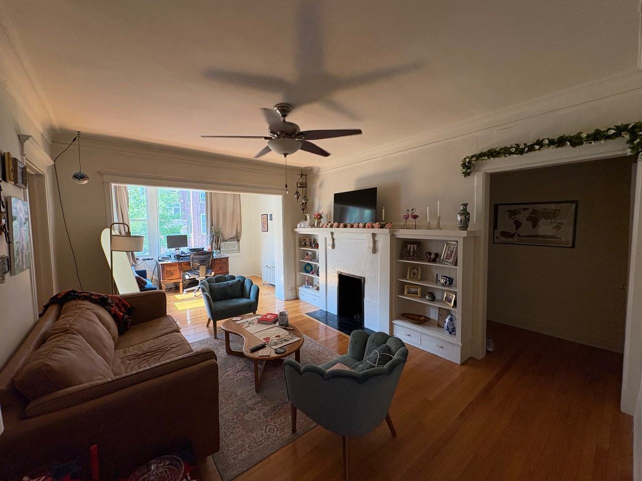 3615 N Pine Grove Ave #1W - Photo 2 of 8