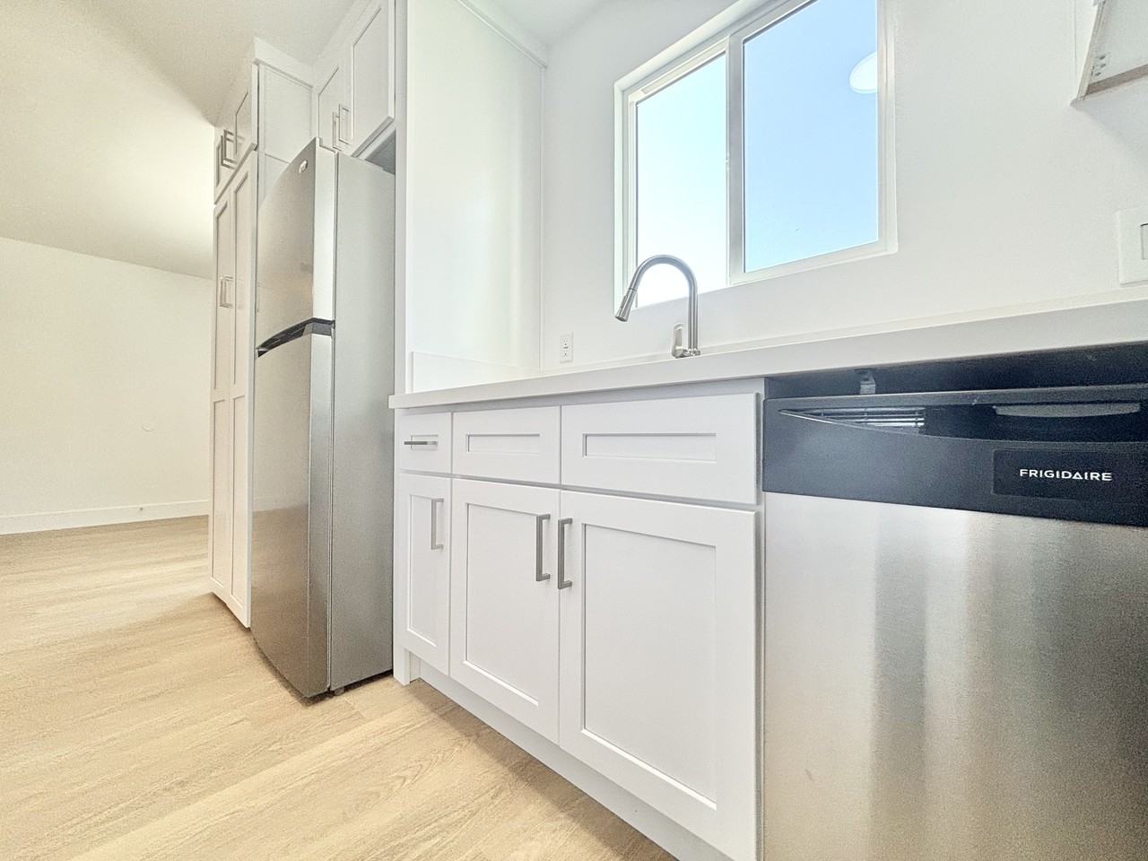329 S Avenue 59 #2 - Photo 3 of 14