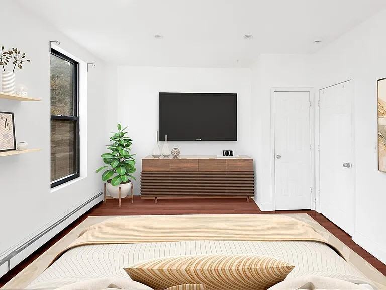 664 Jefferson Place #3 - Photo 5 of 6