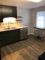 712 E Lewis St - Photo 1 of 1