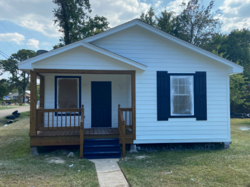 1884 75th Ave - Photo 4 of 43