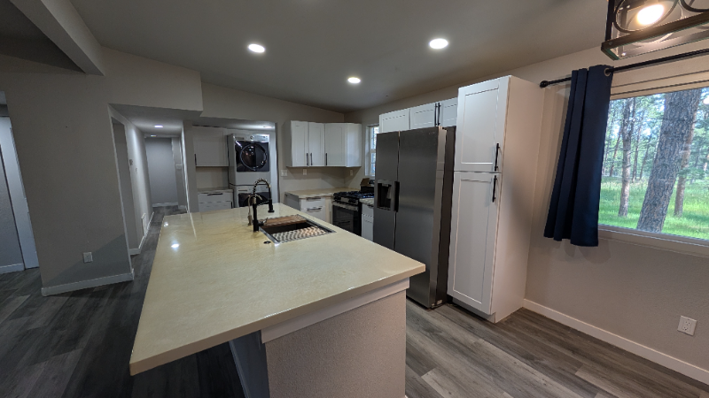 6530 Burrows Rd - Photo 6 of 24