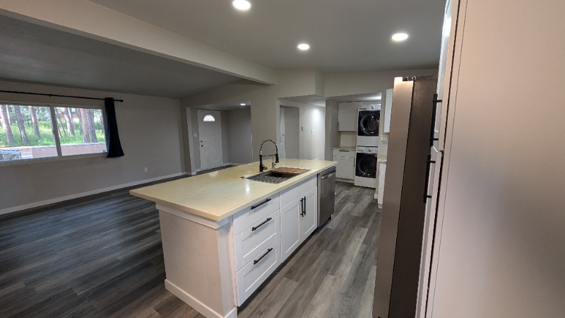 6530 Burrows Rd - Photo 7 of 24