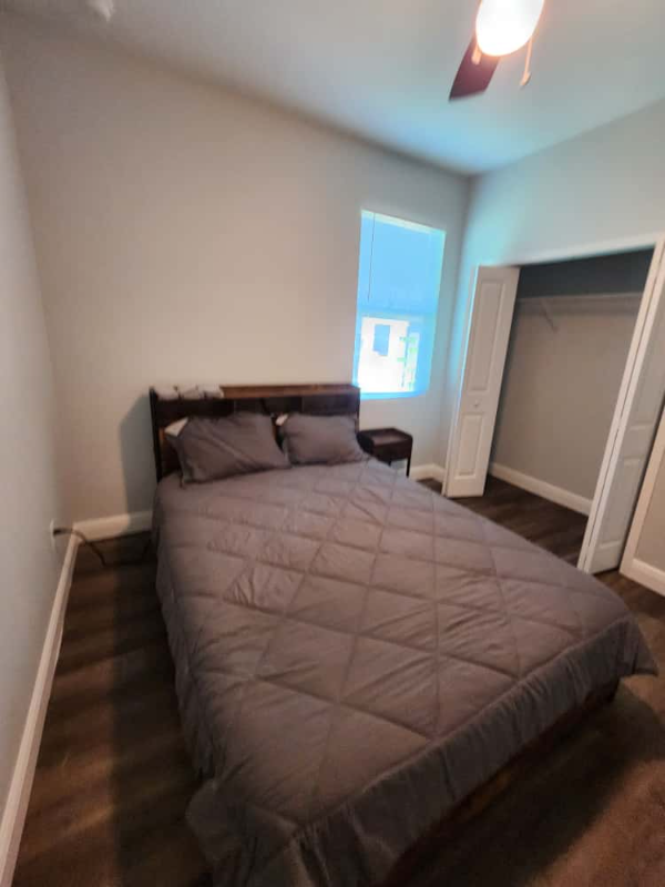 817 Seabold Ave Nw - Photo 2 of 8