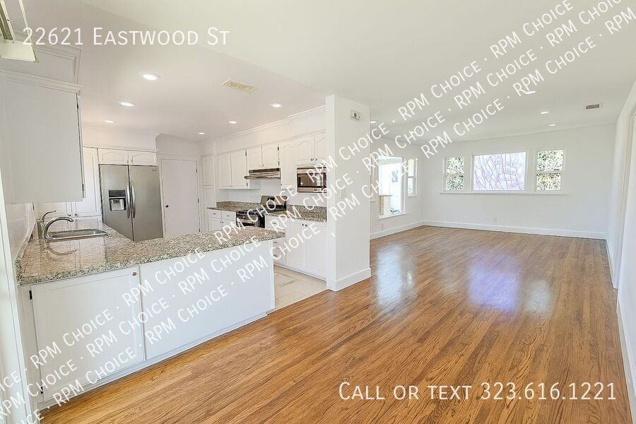 22621 Eastwood St - Photo 3 of 29