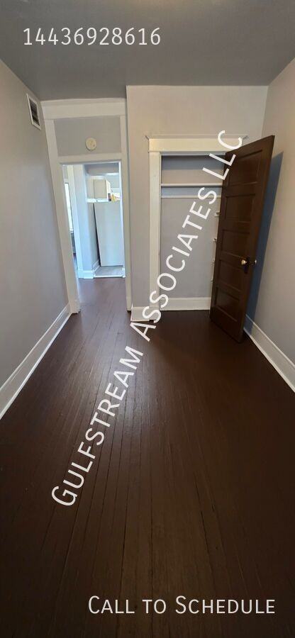 3817 W Garrison Ave #2 - Photo 3 of 12