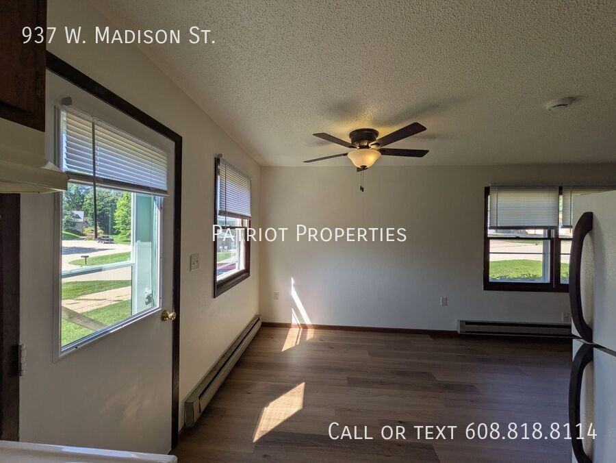 937 W Madison St - Photo 3 of 8